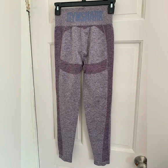 Gymshark red/purple heathered compressive leggings size medium - Picture 3 of 4